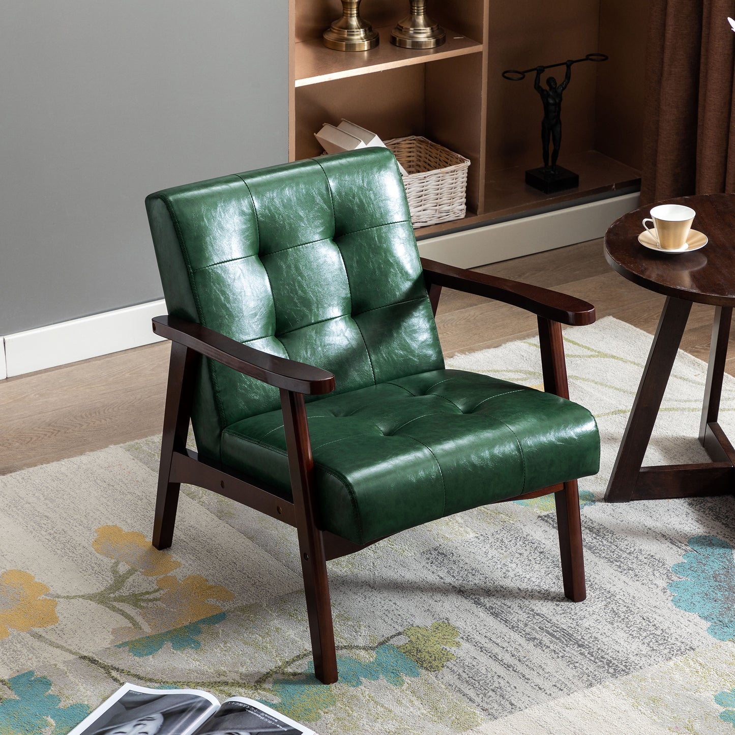 Fauteuil en bois au design scandinave et cuir Vert-L 67 x L 76 x H 76 cm