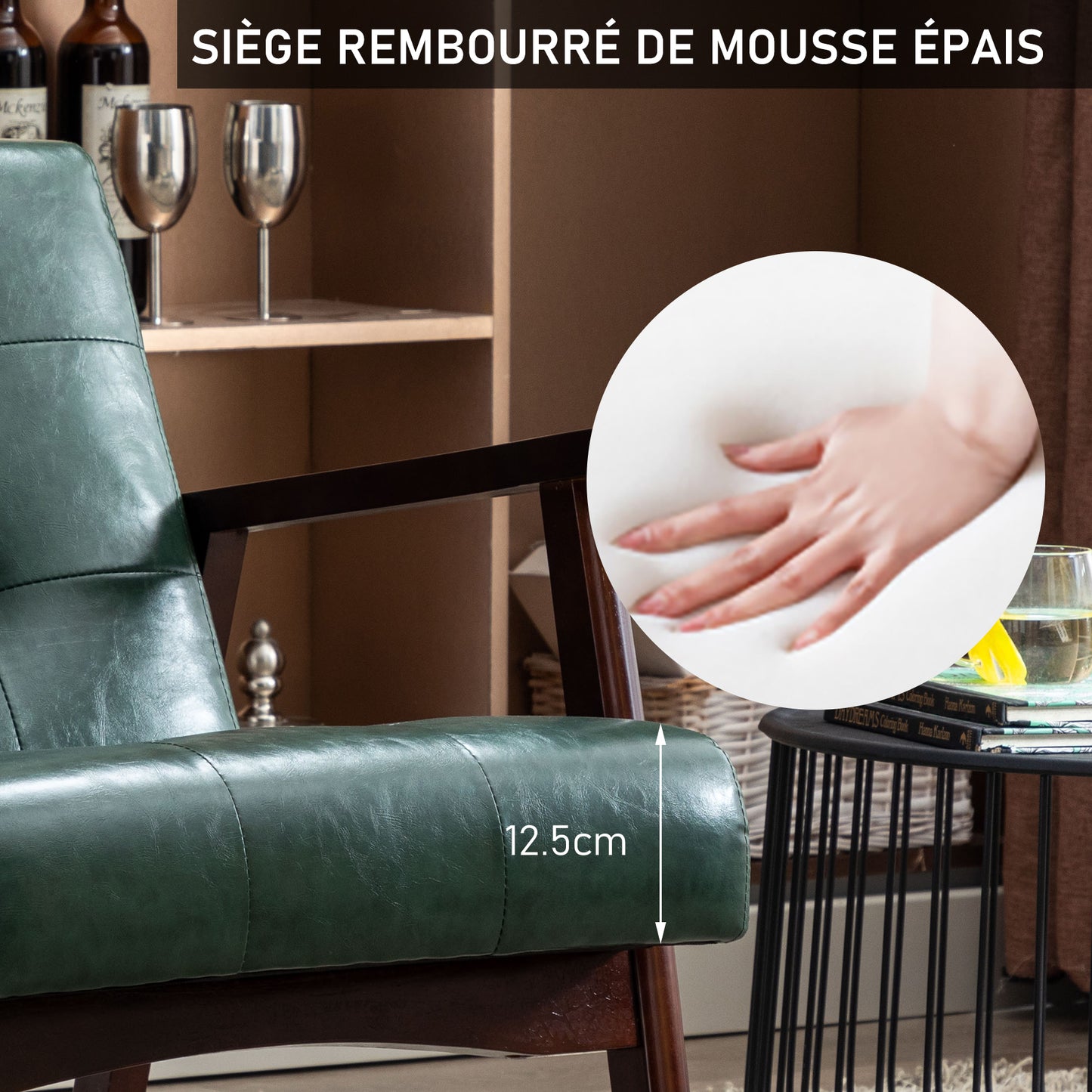 Fauteuil en bois au design scandinave et cuir Vert-L 67 x L 76 x H 76 cm