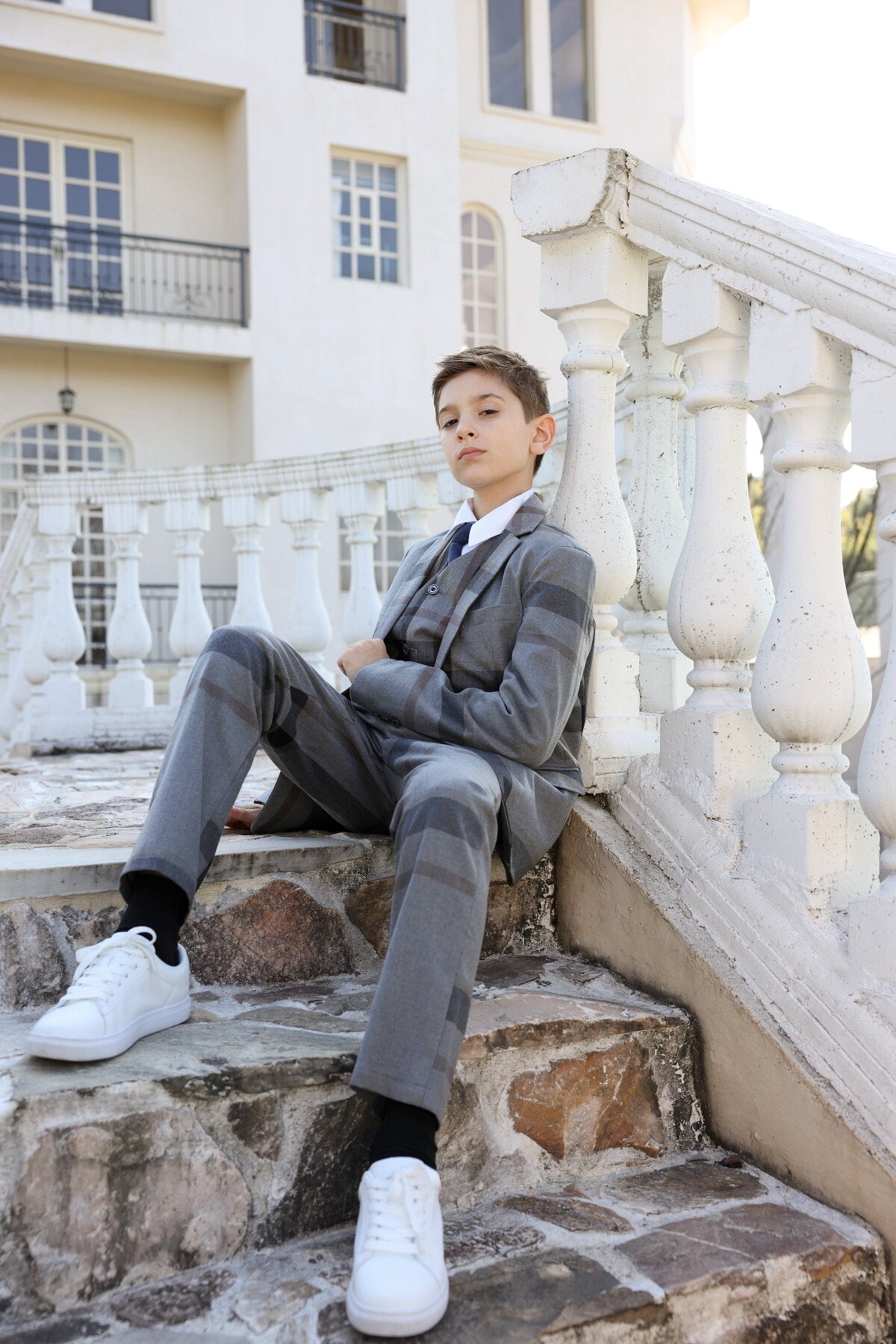 Youthup Boys 3Pce Plaid Tuxedo Wedding Suit