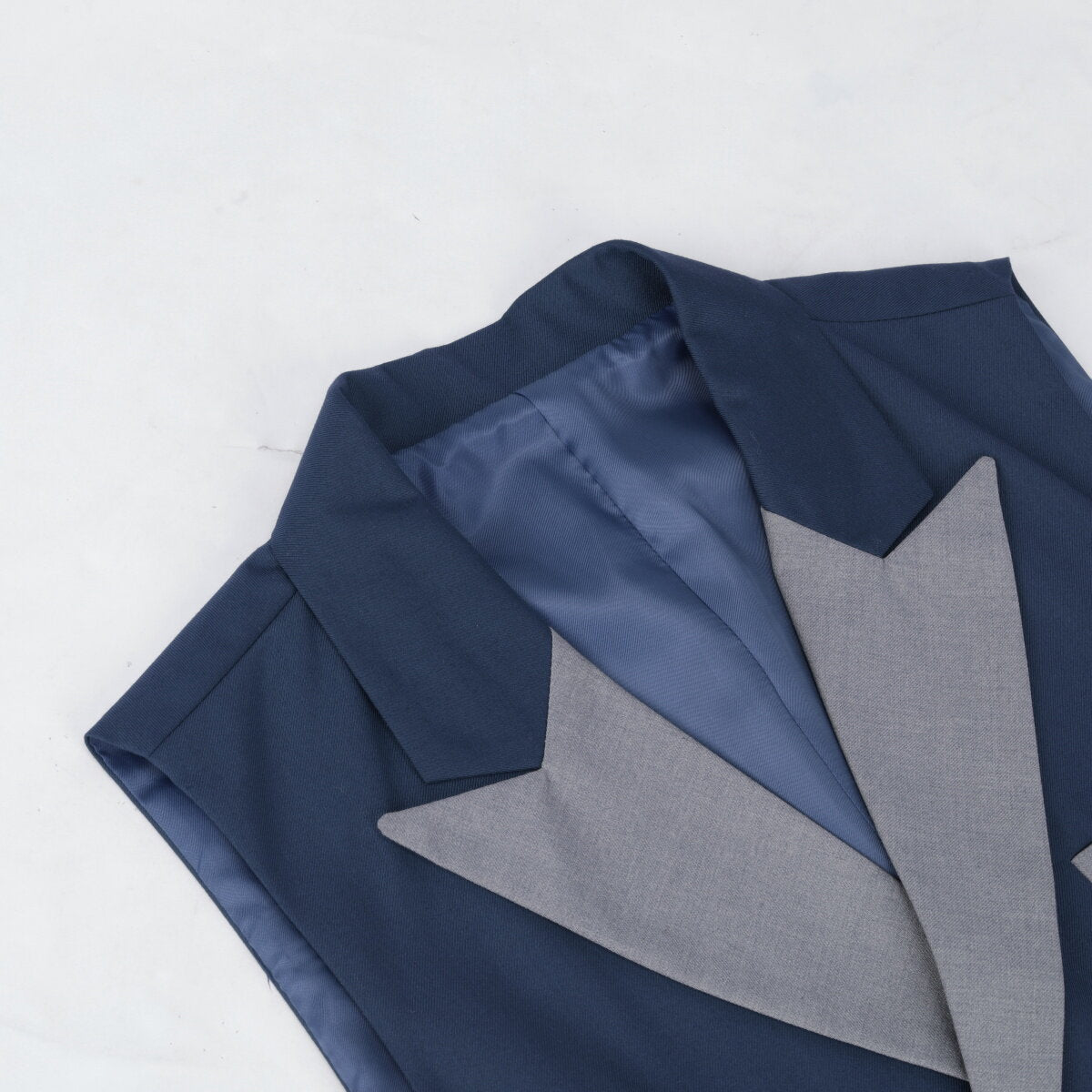 Youthup Mens Business Suit Vest Color Block Peak Collar Slim Fit Waistcoat